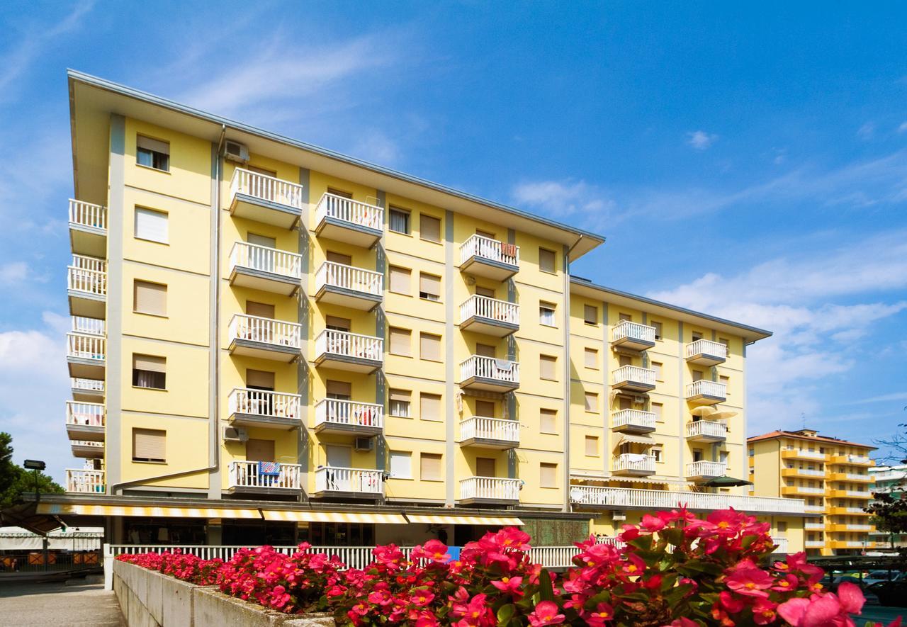 Ivana Belmare Apartaments Bibione Luaran gambar
